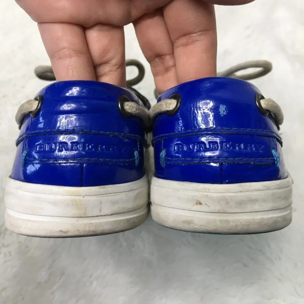Burberry Kids Blue Patent Leather Lace Up Topsiders Shoes Size 32